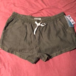 Billabong soft shorts NWT
